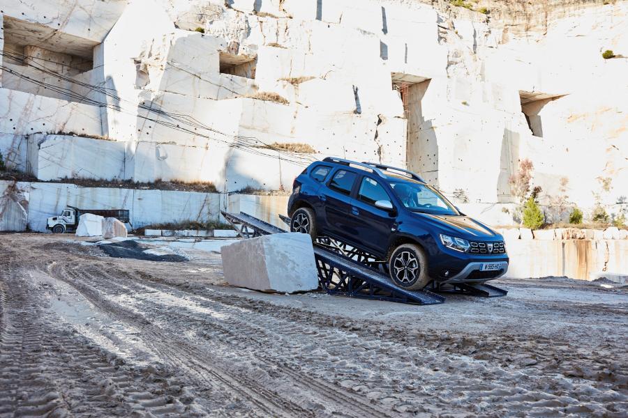  Dacia Duster 2017 года  (WW) (фото 123 из 257)